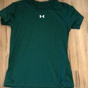 Women’s small under armor green heat gear t shirt